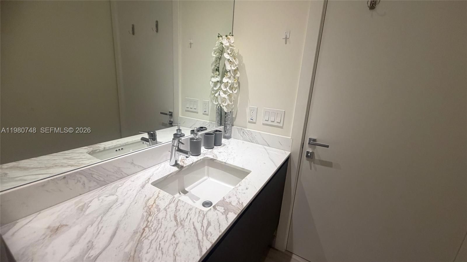 1451 Brickell Ave #4501 Miami, FL 33131