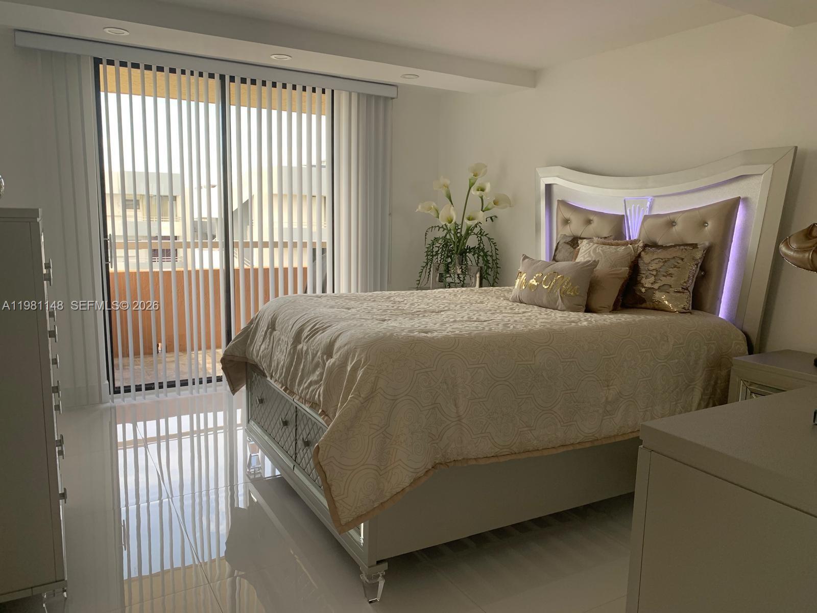 8101 Byron Ave #509 Miami Beach, FL 33141