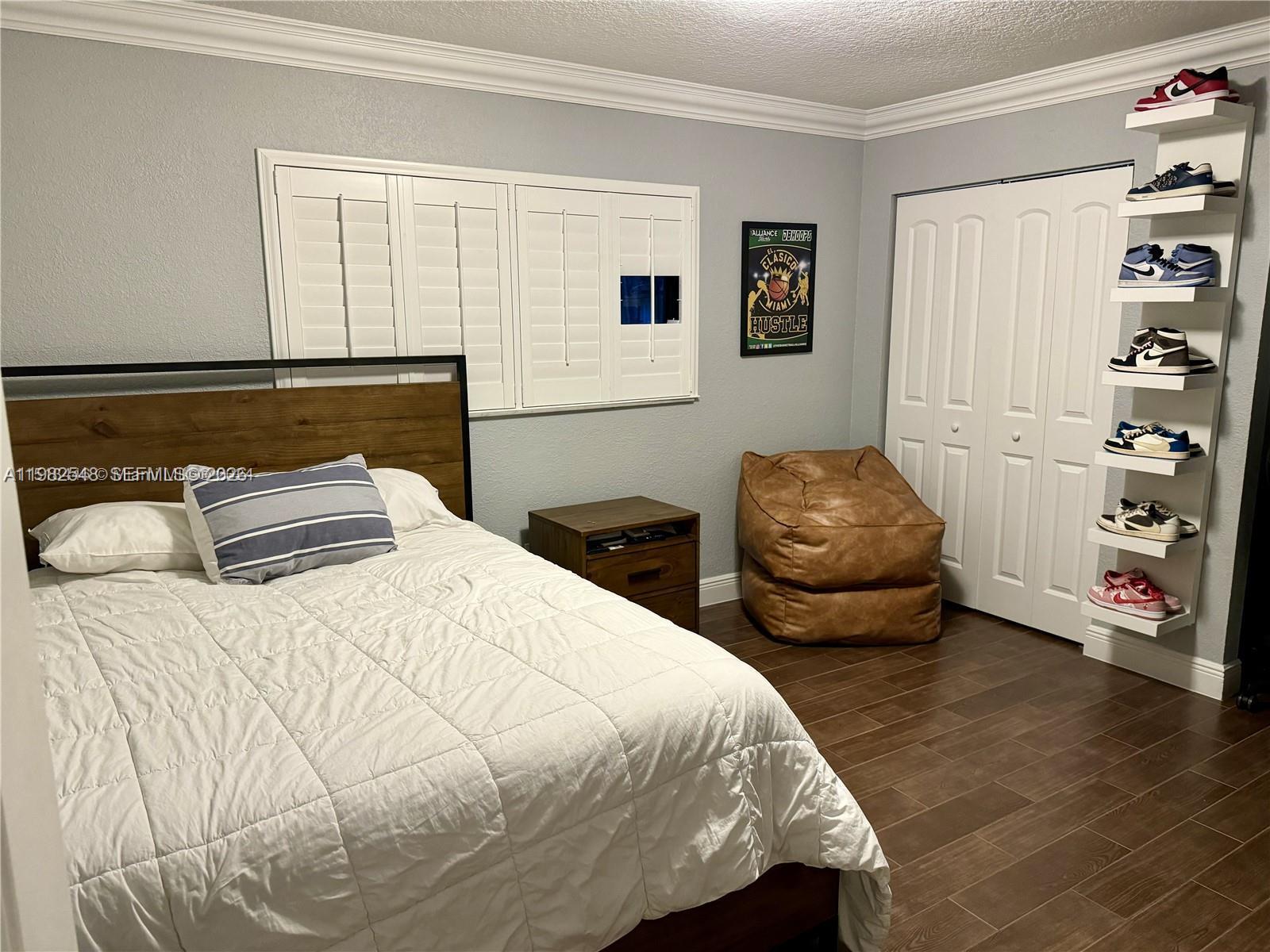 15101 Garvock Pl Miami Lakes, FL 33016