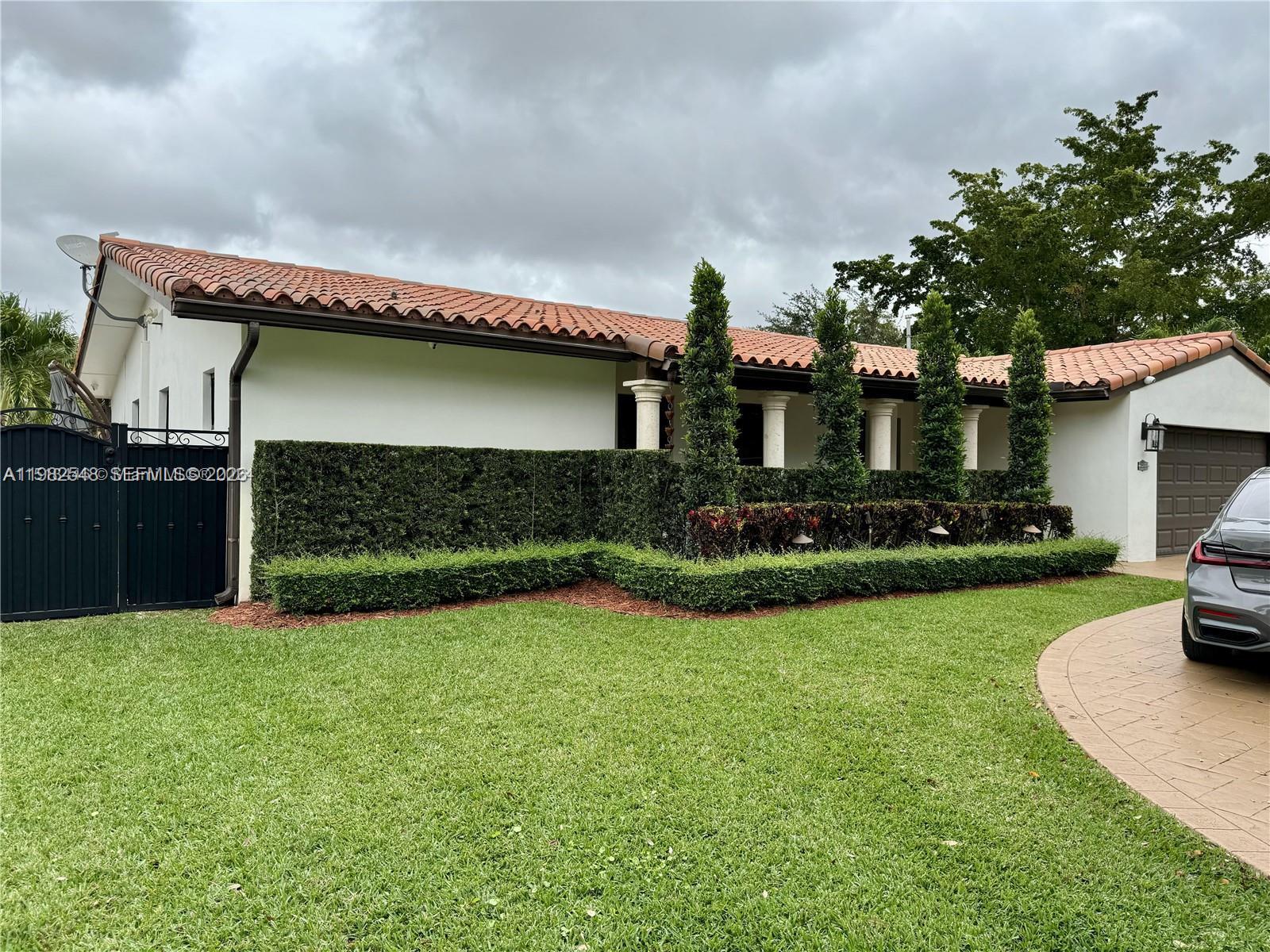 15101 Garvock Pl Miami Lakes, FL 33016