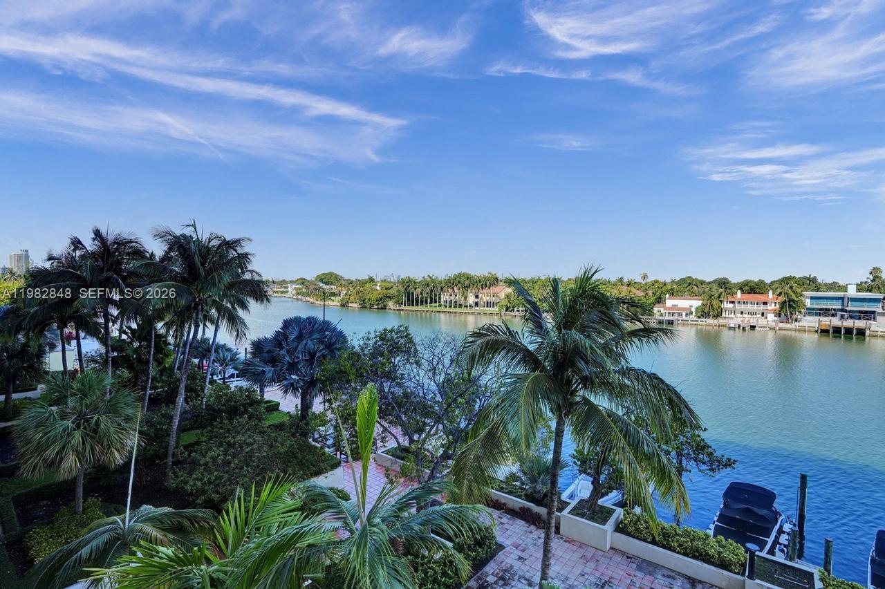 5600 Collins Ave #5R Miami Beach, FL 33140