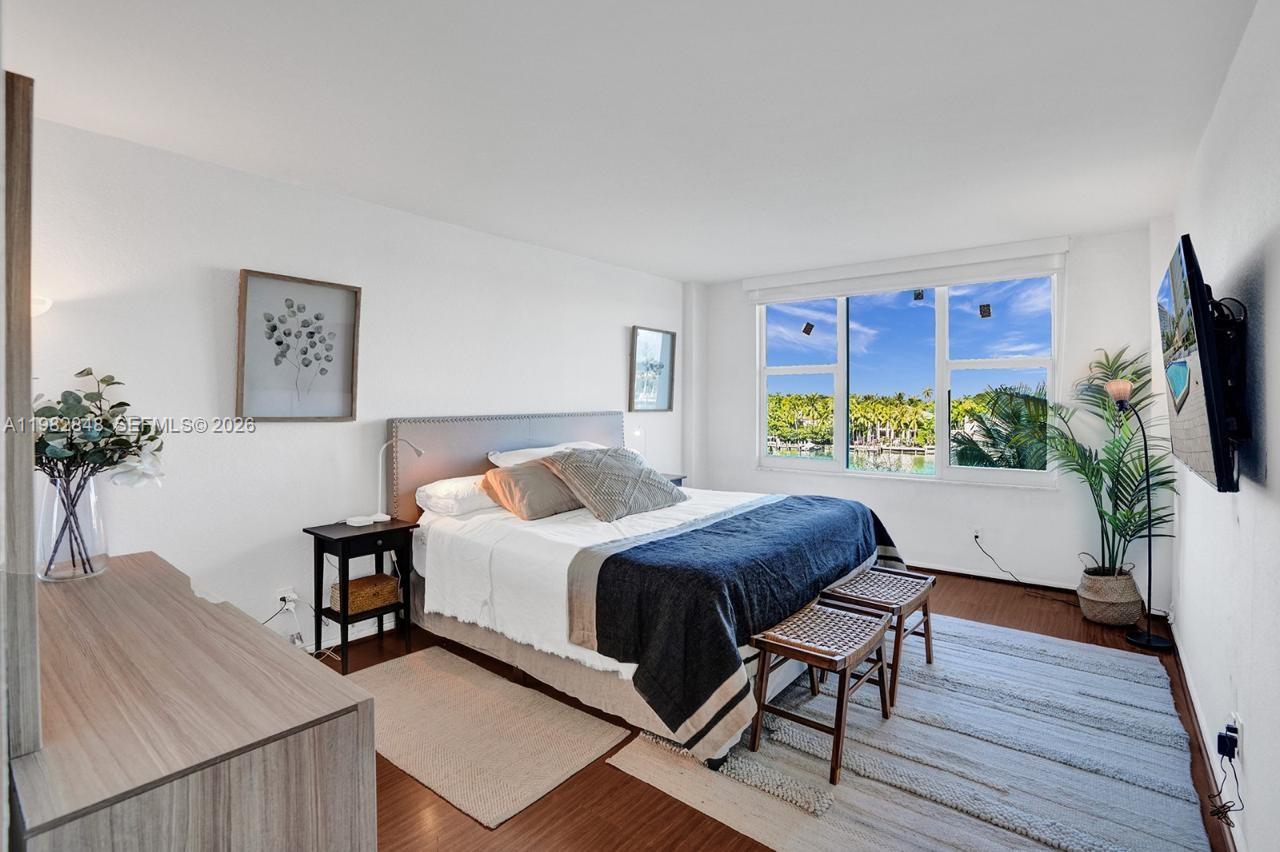 5600 Collins Ave #5R Miami Beach, FL 33140