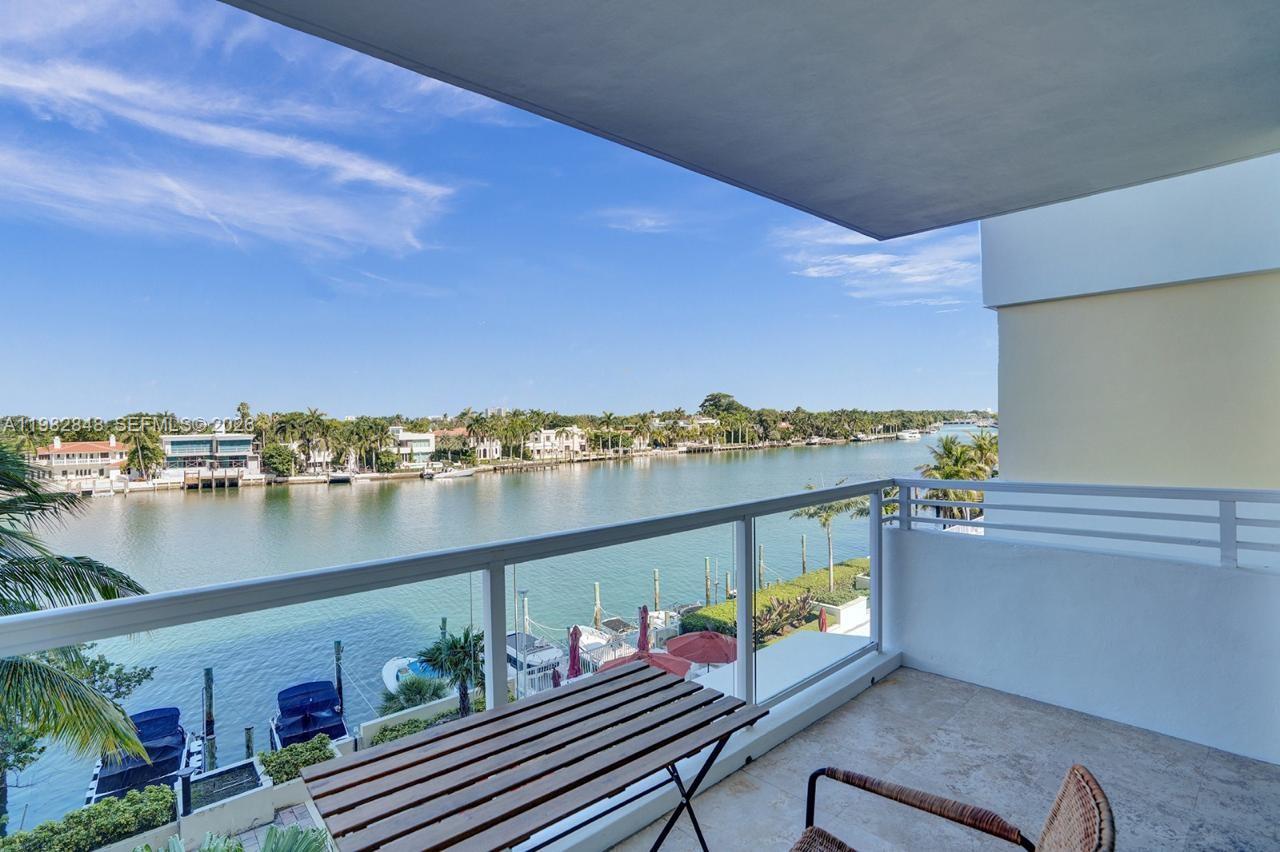 5600 Collins Ave #5R Miami Beach, FL 33140