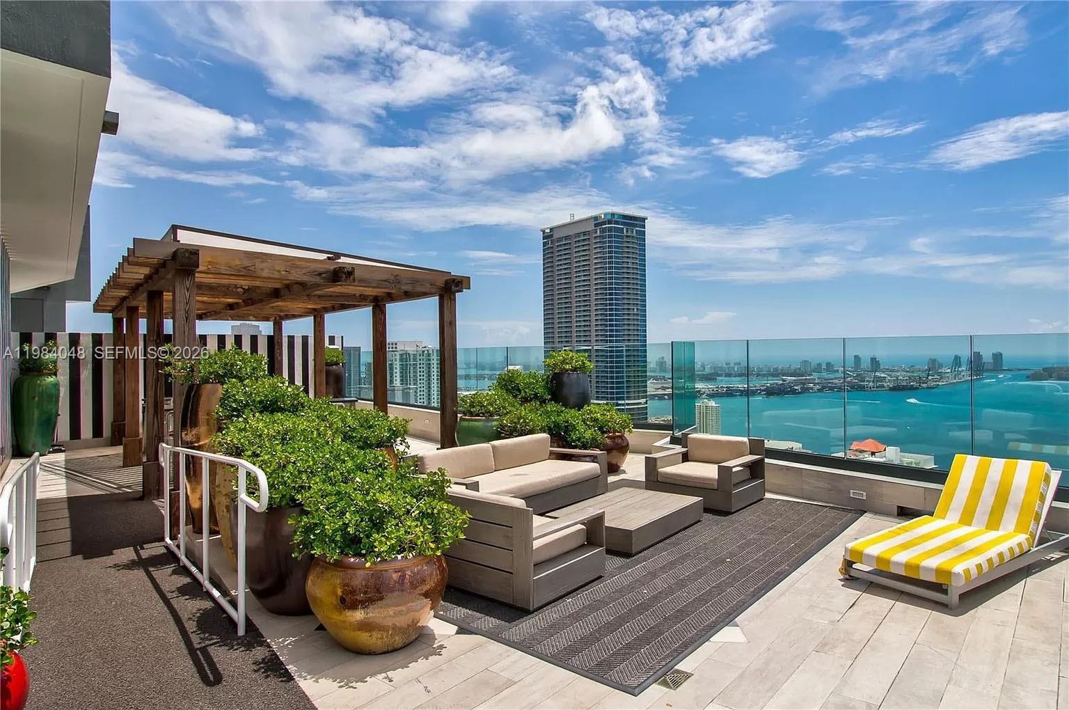 1300 S Miami Ave #1804 Miami, FL 33130