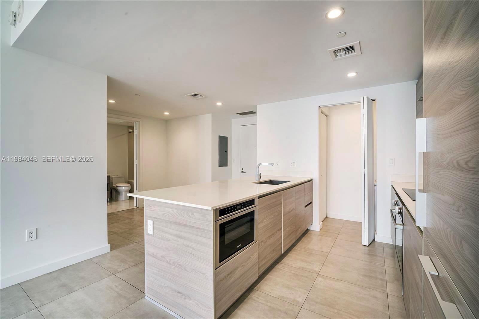 1300 S Miami Ave #1804 Miami, FL 33130