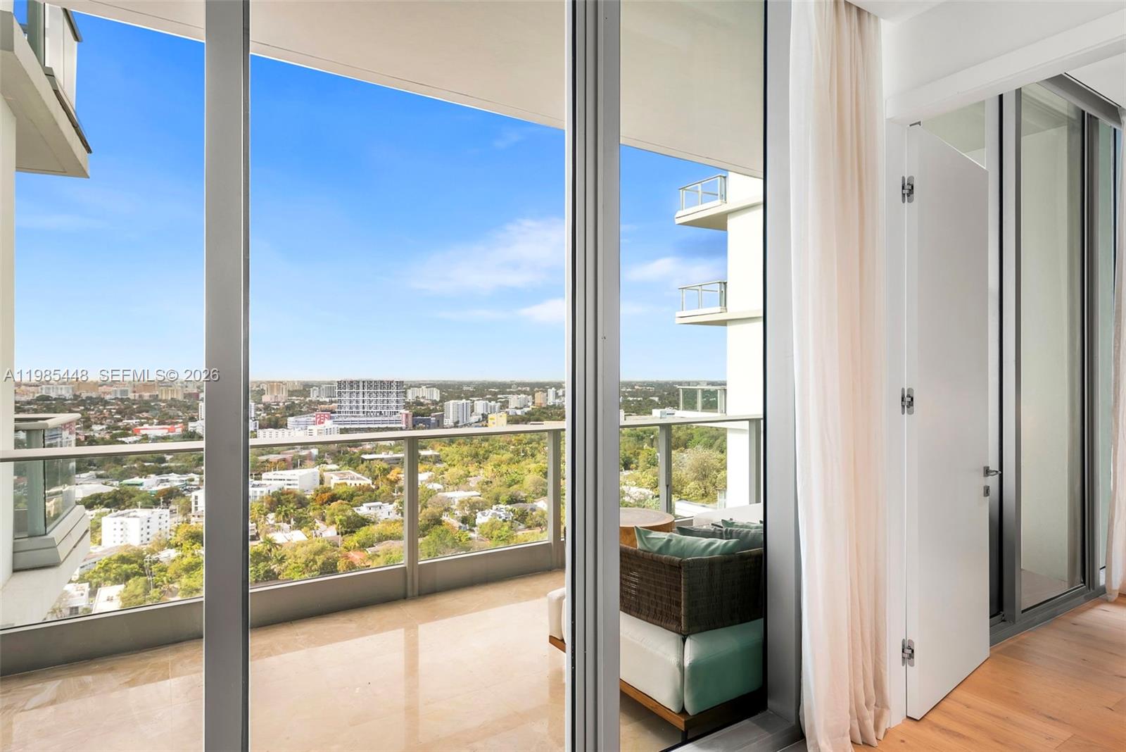 2627 S Bayshore Dr #2904 Miami, FL 33133