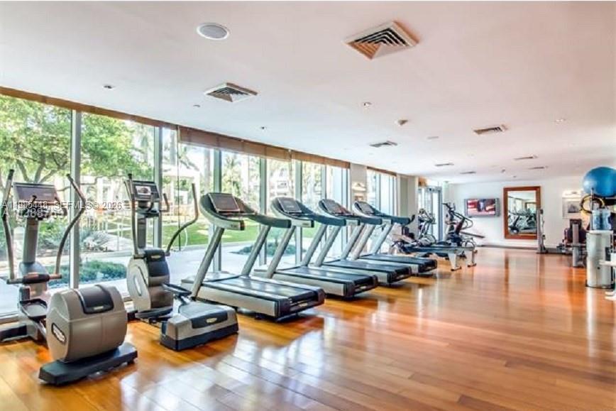 2627 S Bayshore Dr #2904 Miami, FL 33133