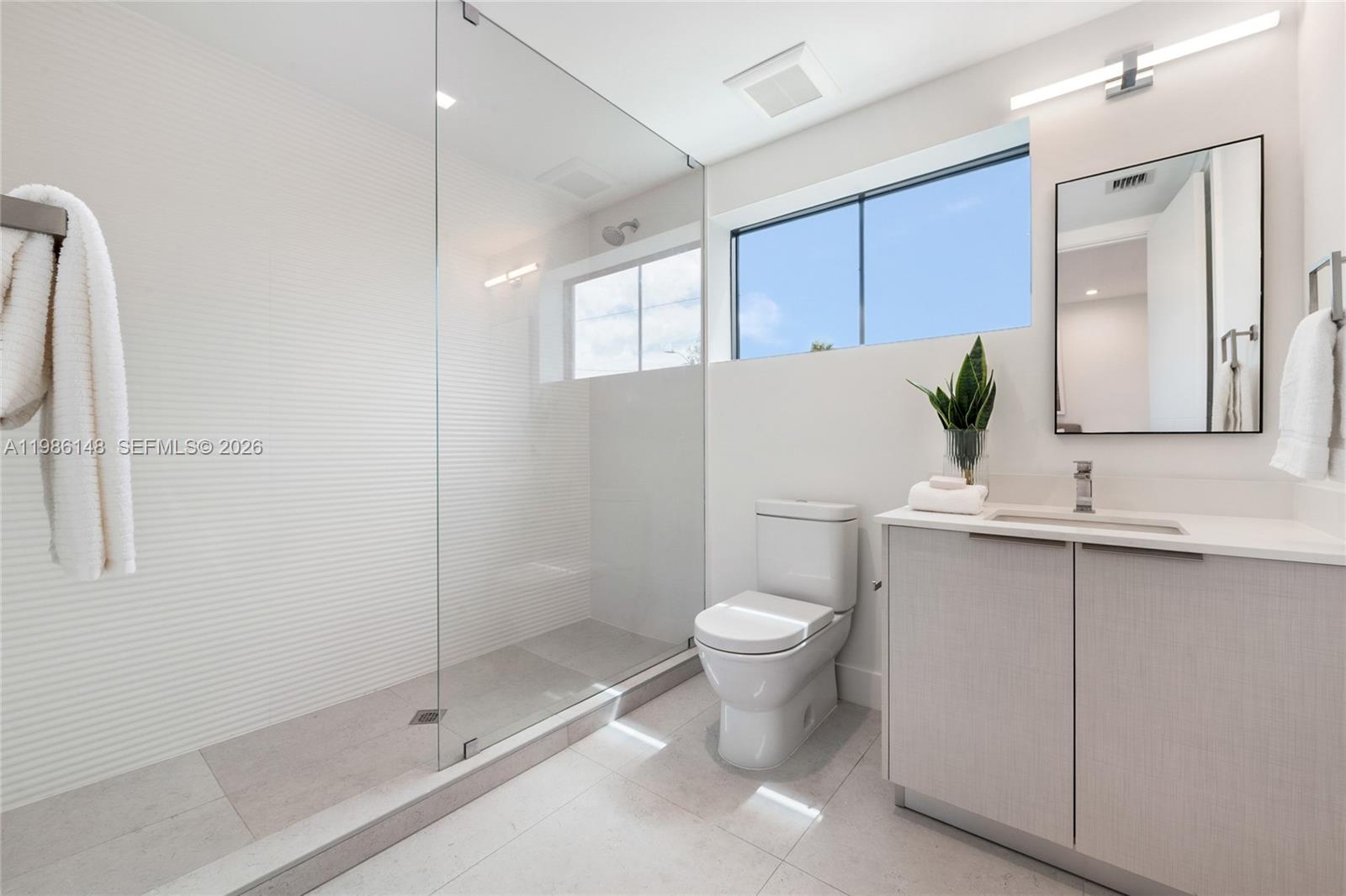 721 SW 11th St #A Miami, FL 33129