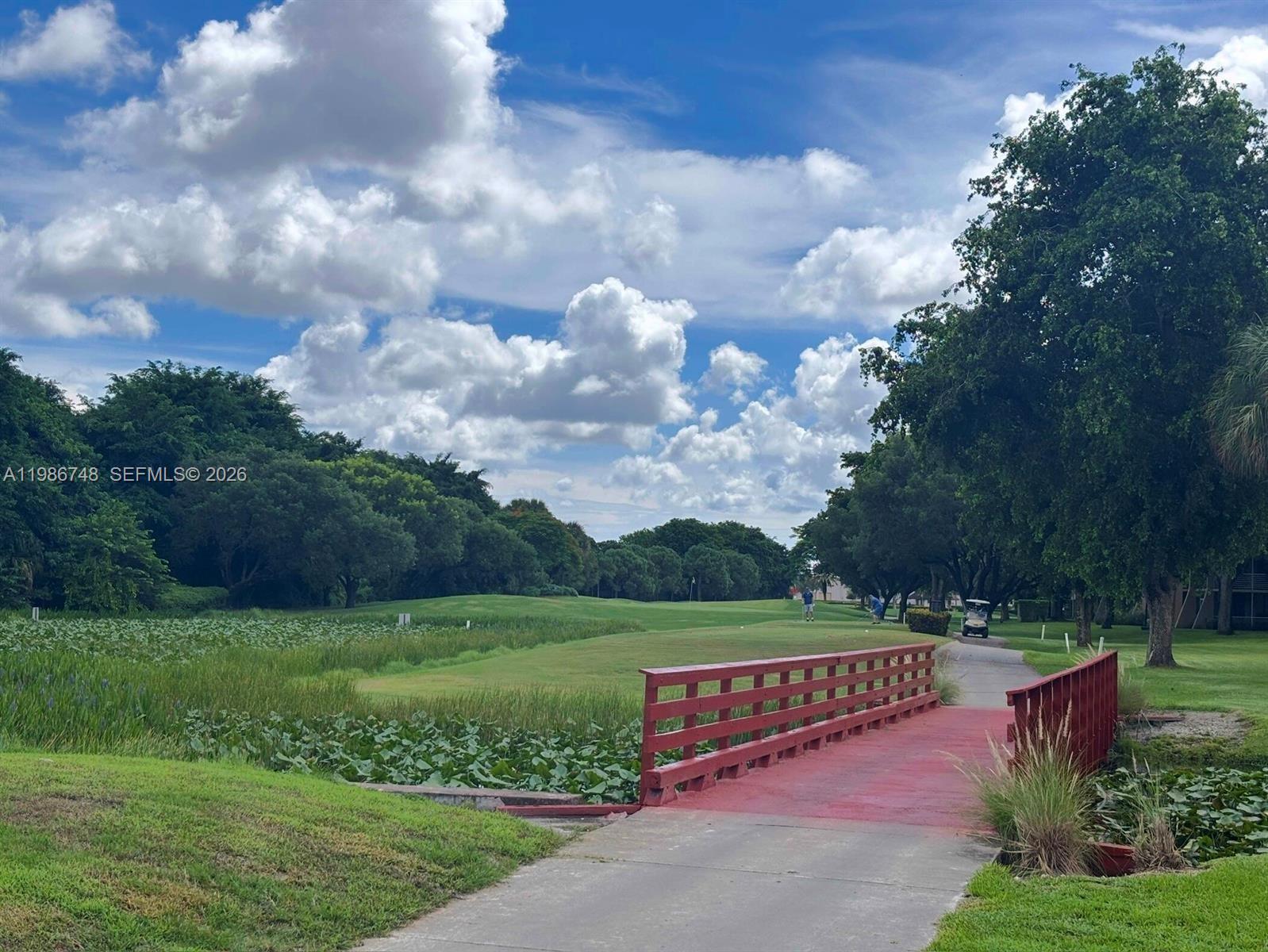 9461 Evergreen Pl #305 Davie, FL 33324