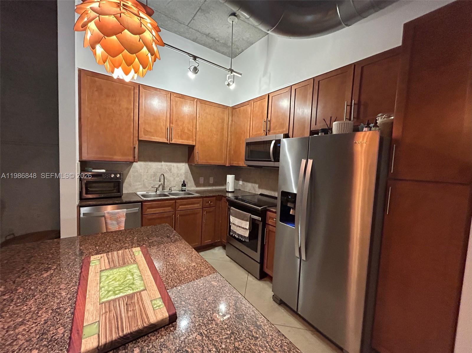 2001 Biscayne Blvd #2310 Miami, FL 33137