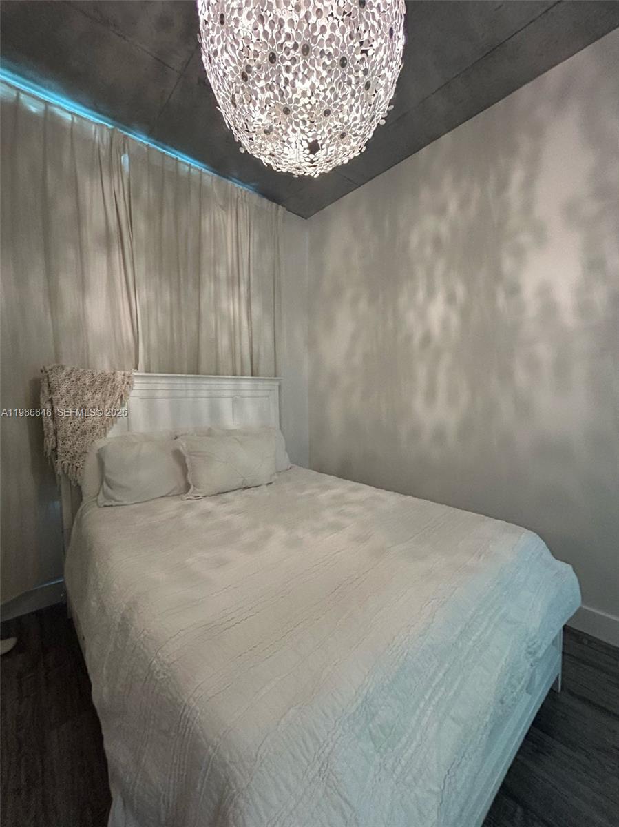 2001 Biscayne Blvd #2310 Miami, FL 33137