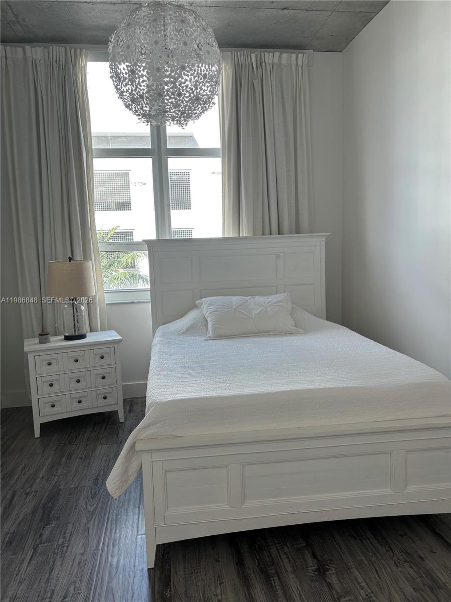 2001 Biscayne Blvd #2310 Miami, FL 33137