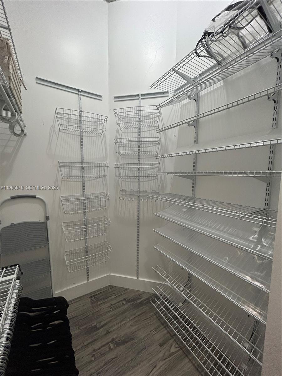 2001 Biscayne Blvd #2310 Miami, FL 33137