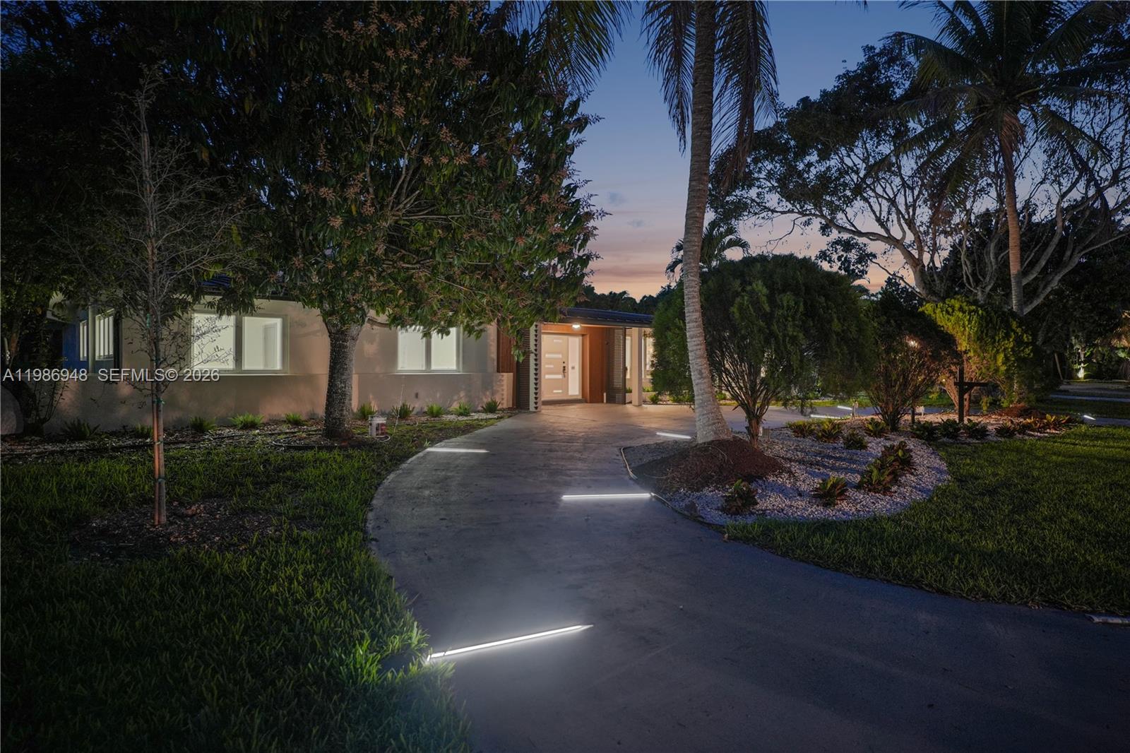 8220 SW 133rd St Pinecrest, FL 33156