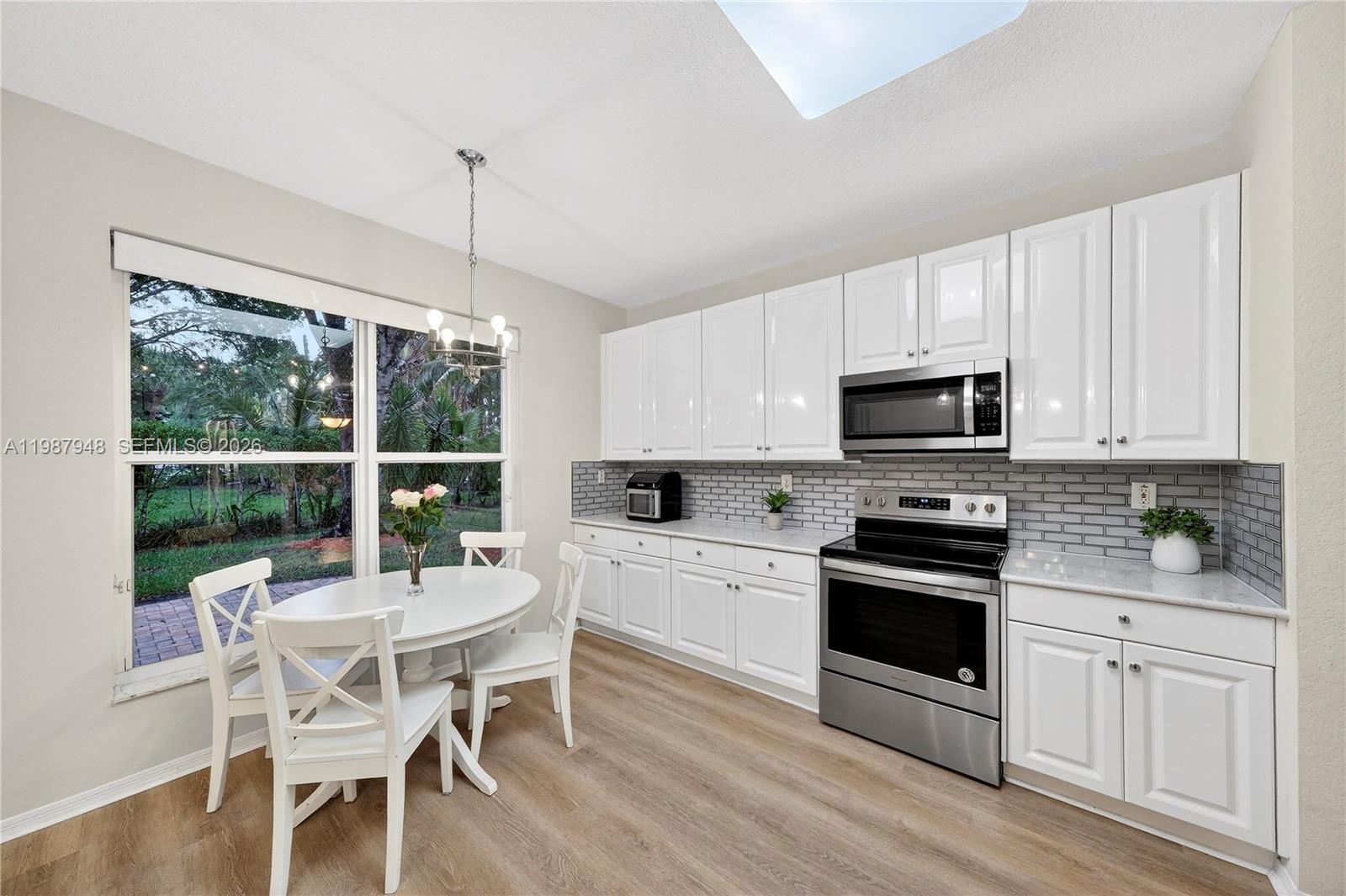 1511 NW 168th Ave Pembroke Pines, FL 33028