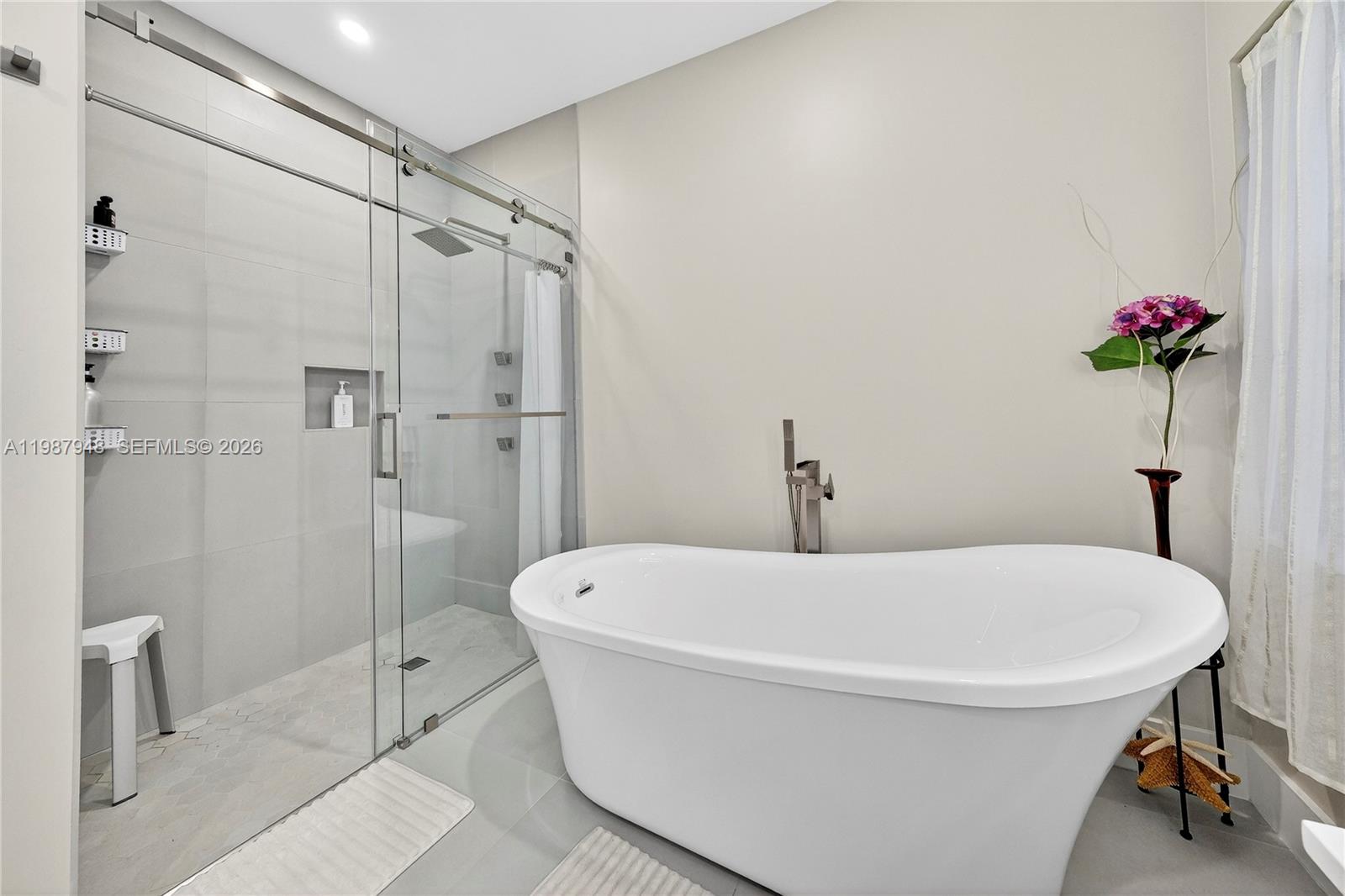 1511 NW 168th Ave Pembroke Pines, FL 33028