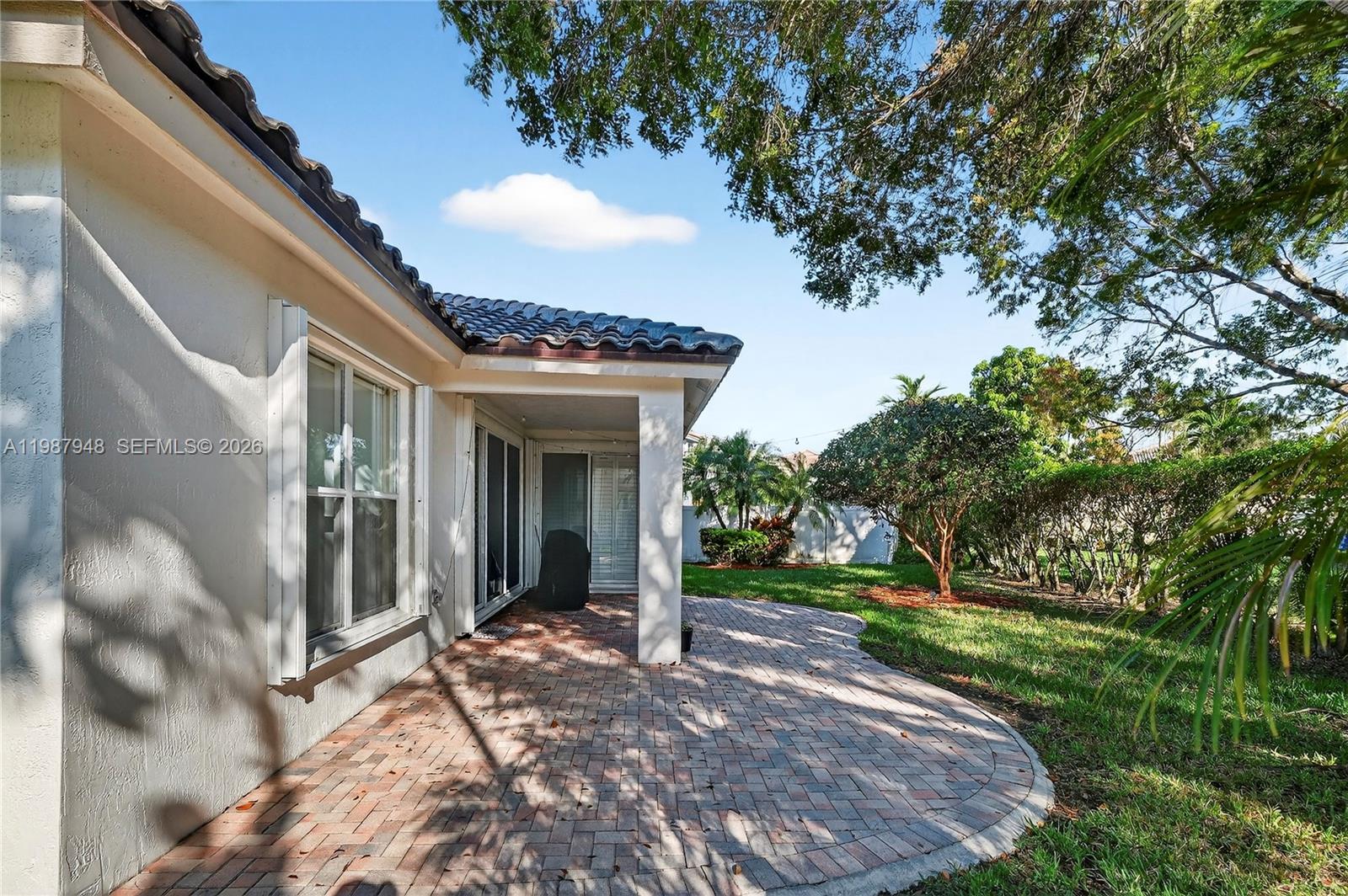 1511 NW 168th Ave Pembroke Pines, FL 33028