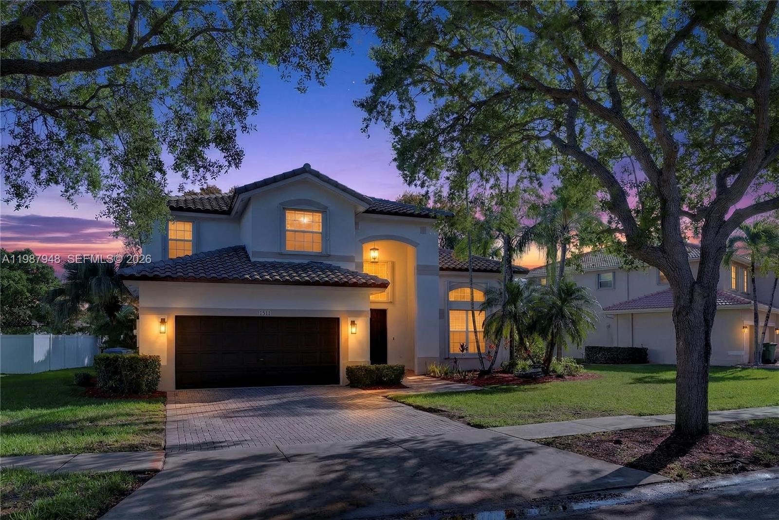 1511 NW 168th Ave Pembroke Pines, FL 33028