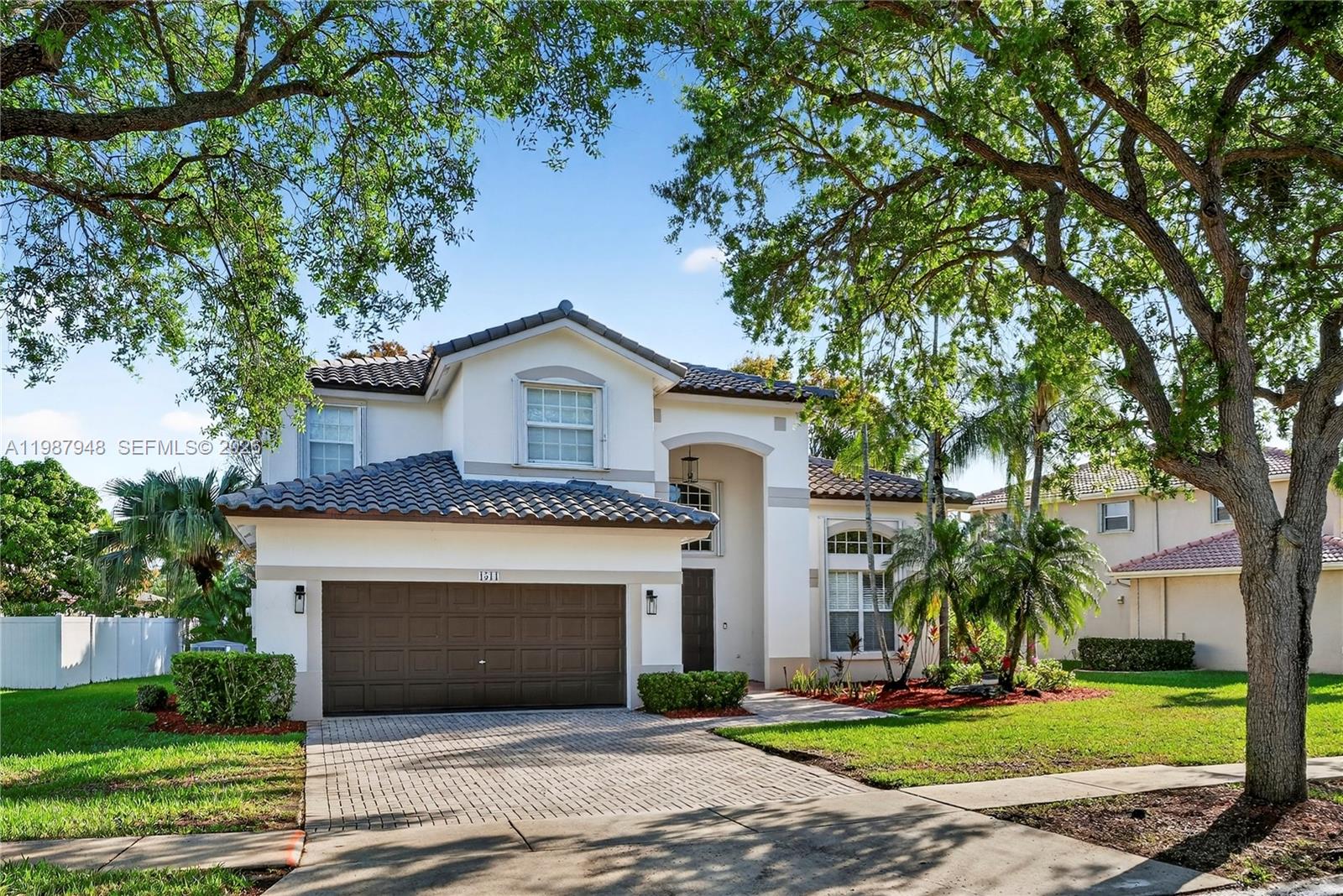 1511 NW 168th Ave Pembroke Pines, FL 33028