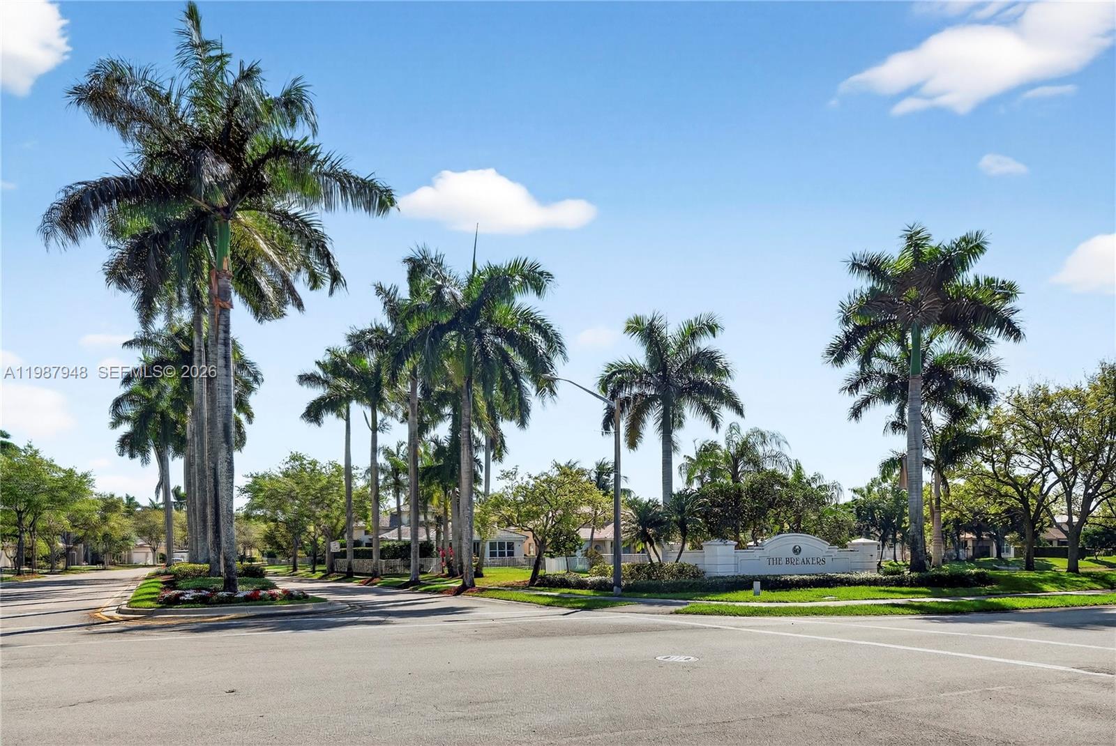 1511 NW 168th Ave Pembroke Pines, FL 33028