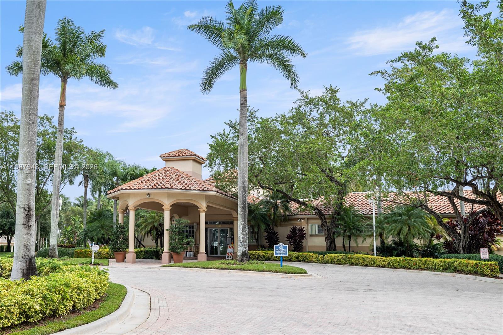 1511 NW 168th Ave Pembroke Pines, FL 33028