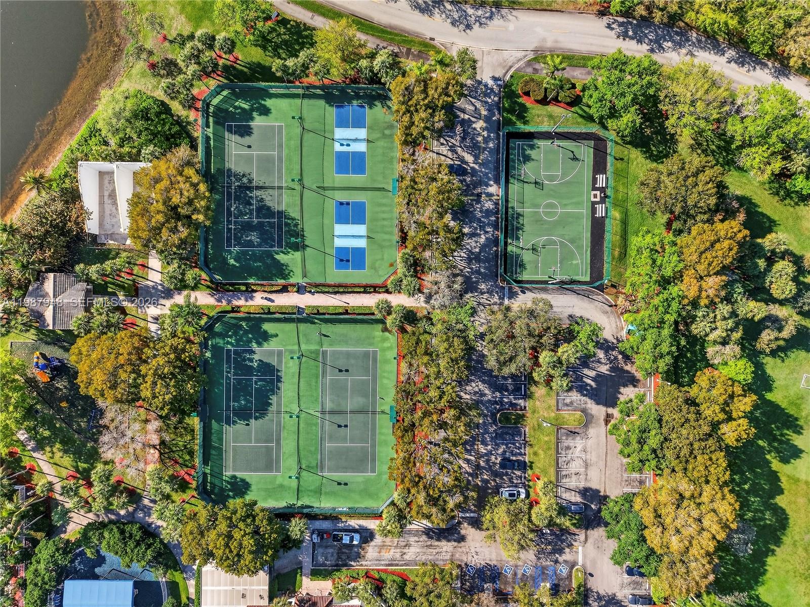 1511 NW 168th Ave Pembroke Pines, FL 33028