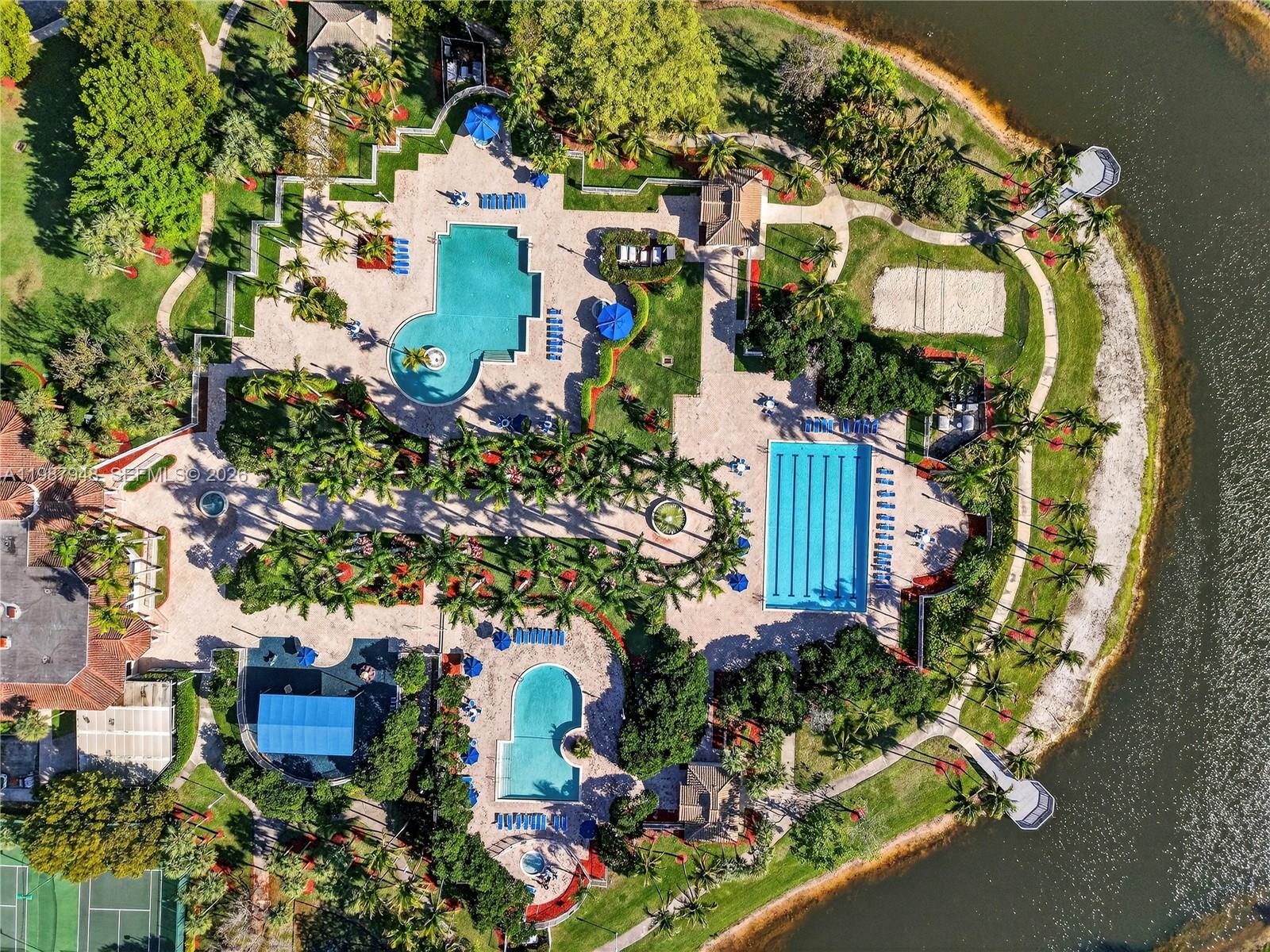 1511 NW 168th Ave Pembroke Pines, FL 33028