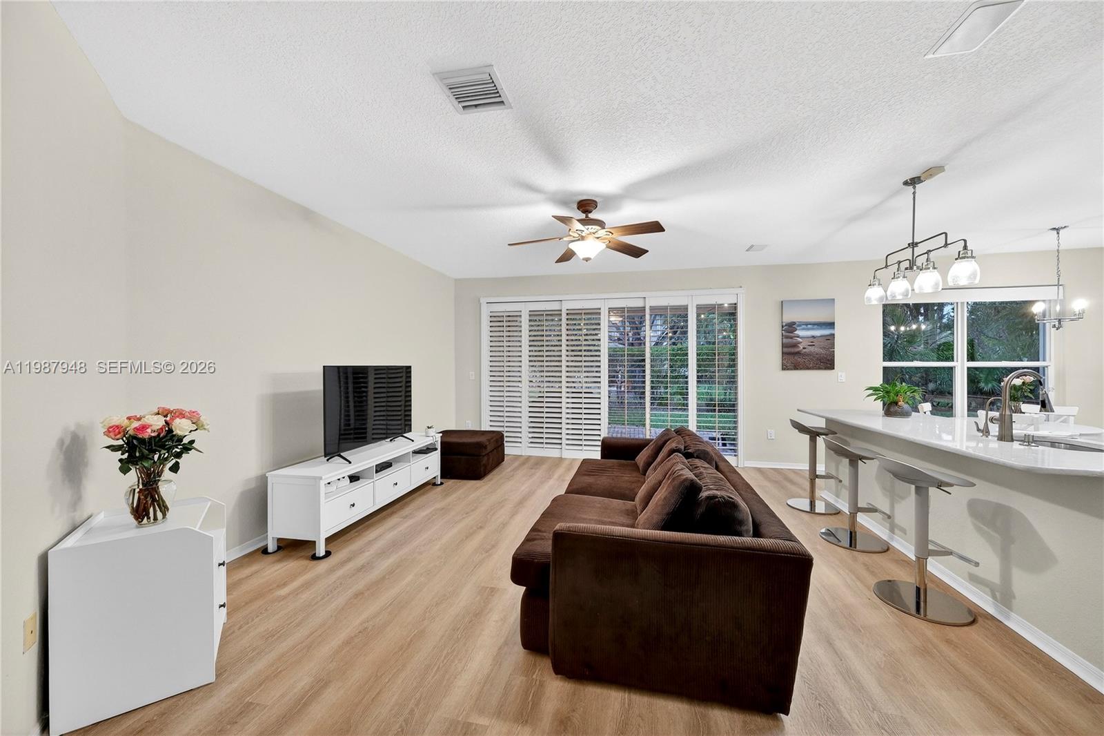 1511 NW 168th Ave Pembroke Pines, FL 33028