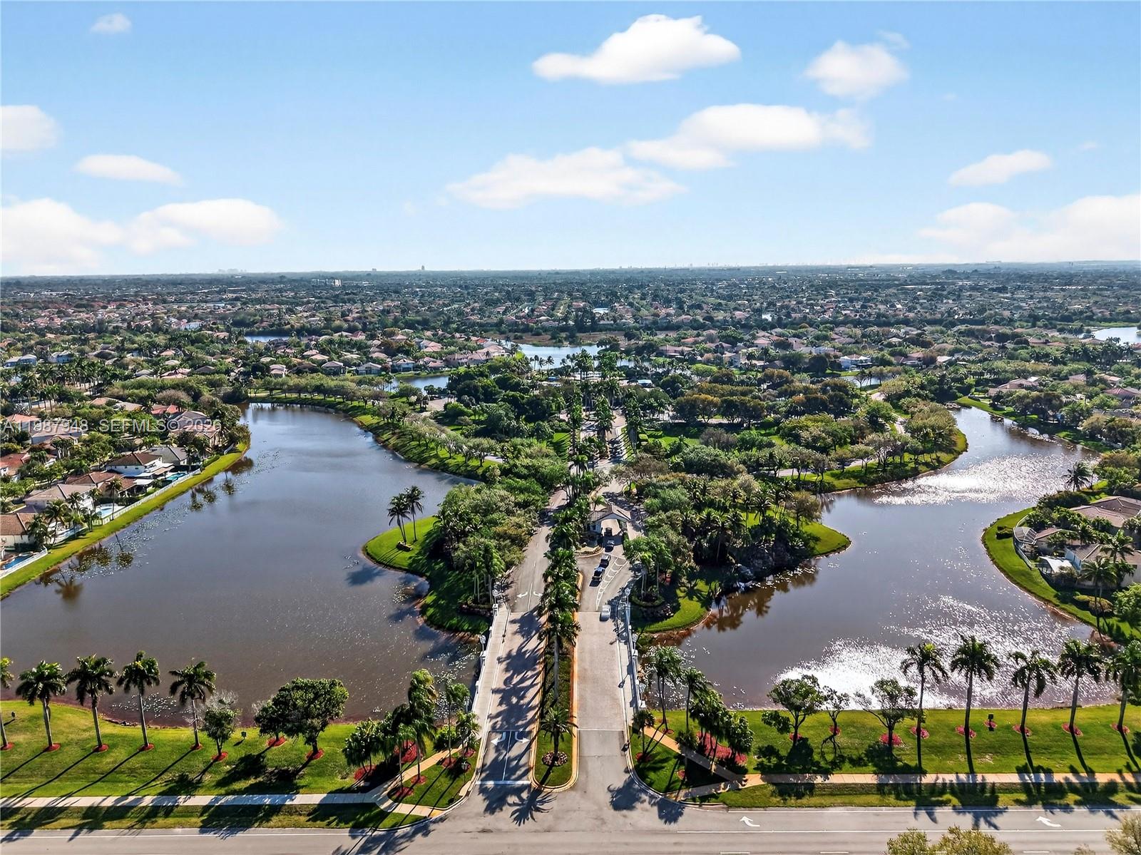 1511 NW 168th Ave Pembroke Pines, FL 33028