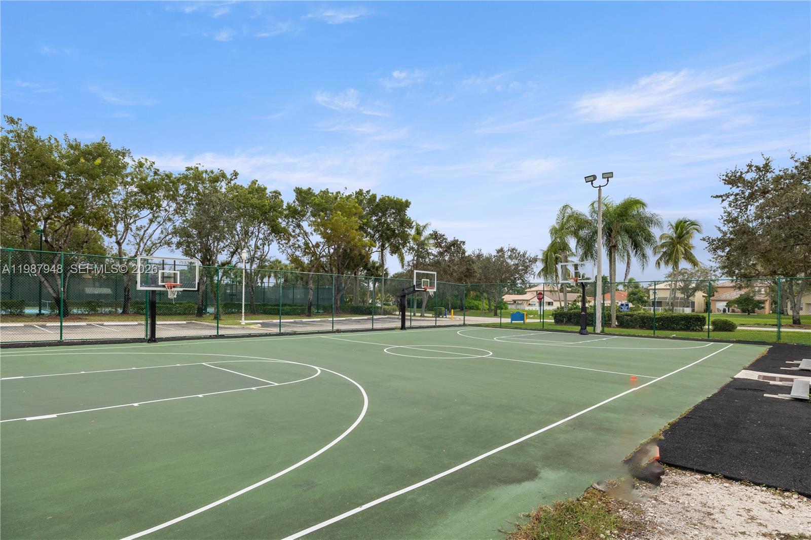 1511 NW 168th Ave Pembroke Pines, FL 33028