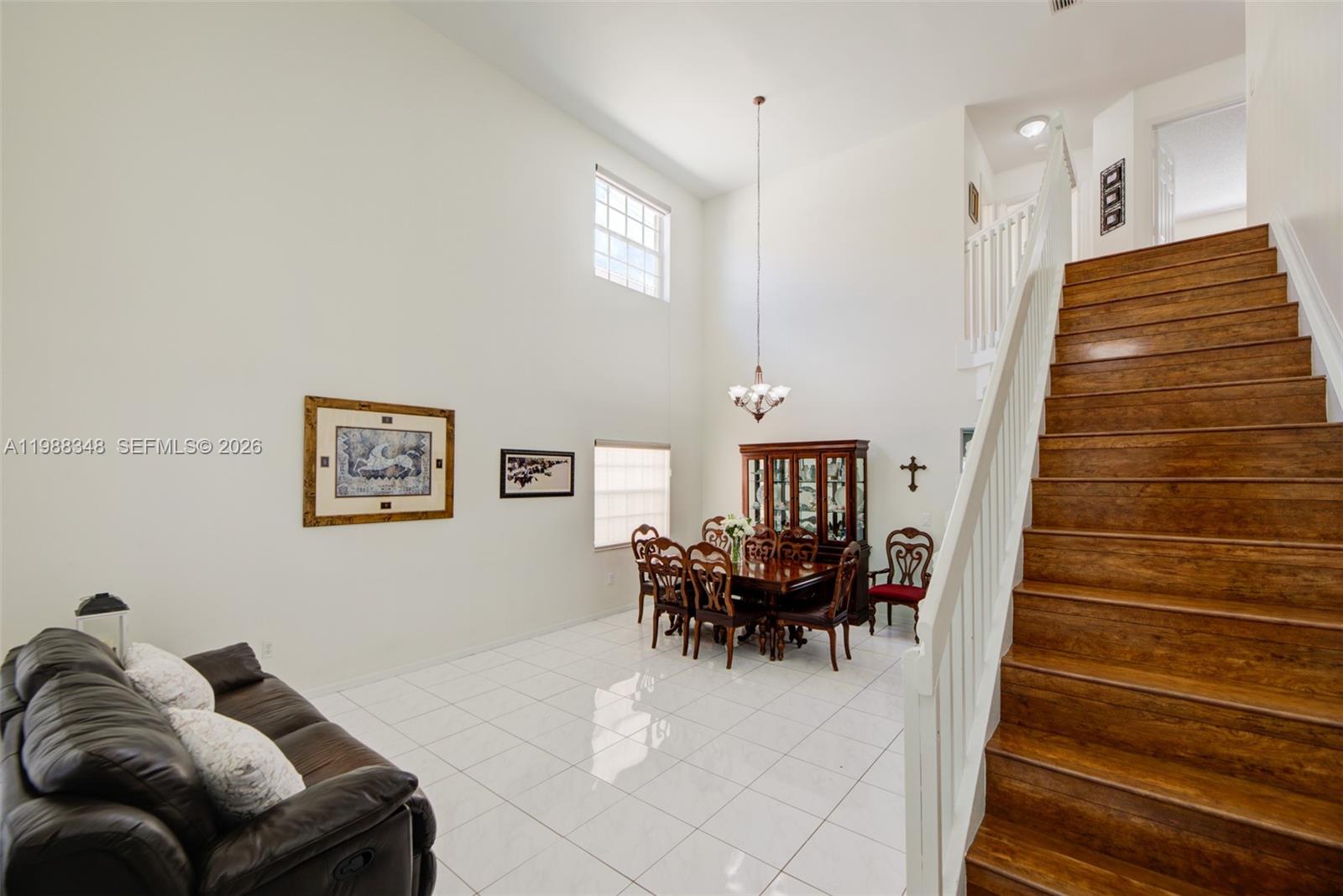 161 W Granada Ave Weston, FL 33326