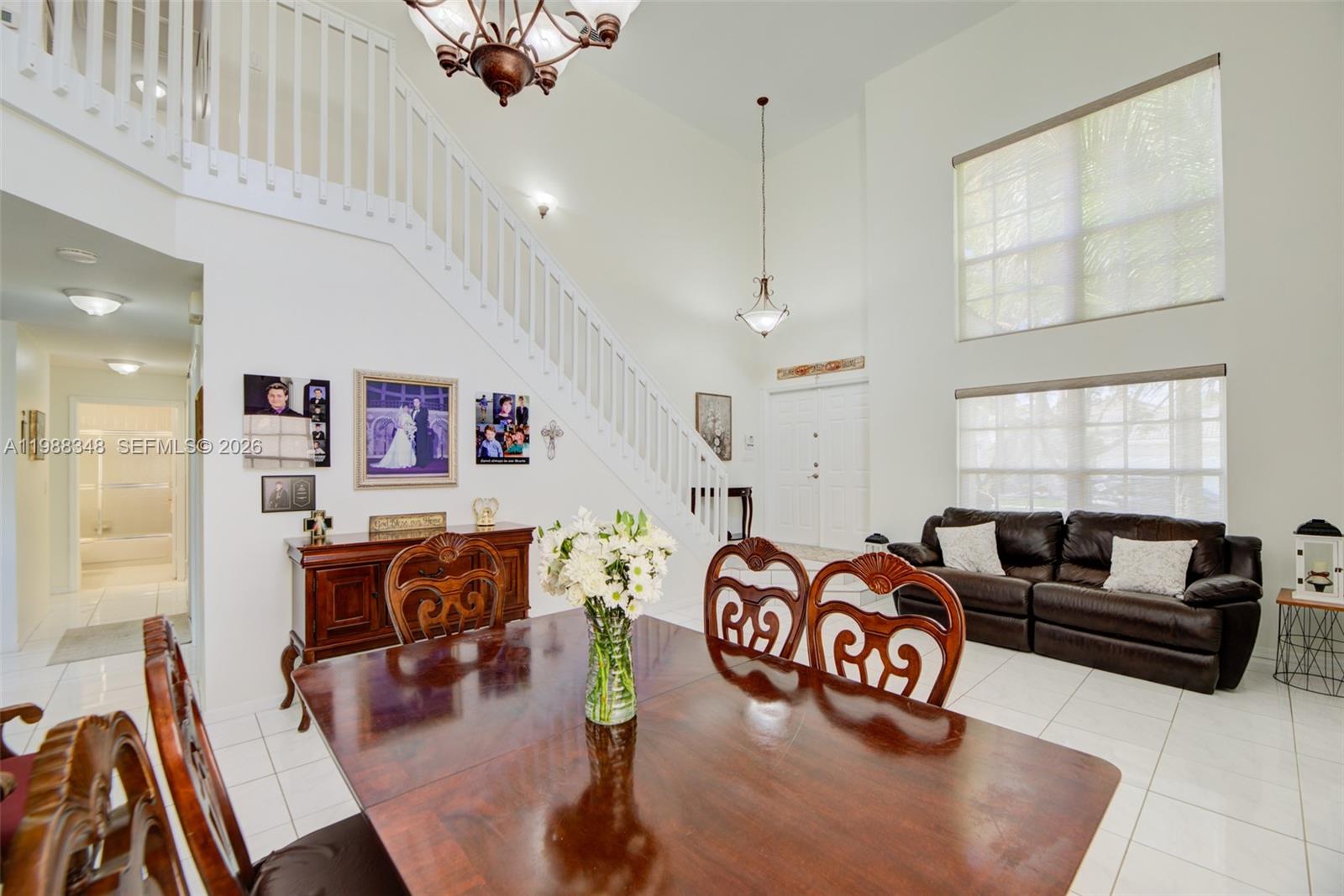 161 W Granada Ave Weston, FL 33326