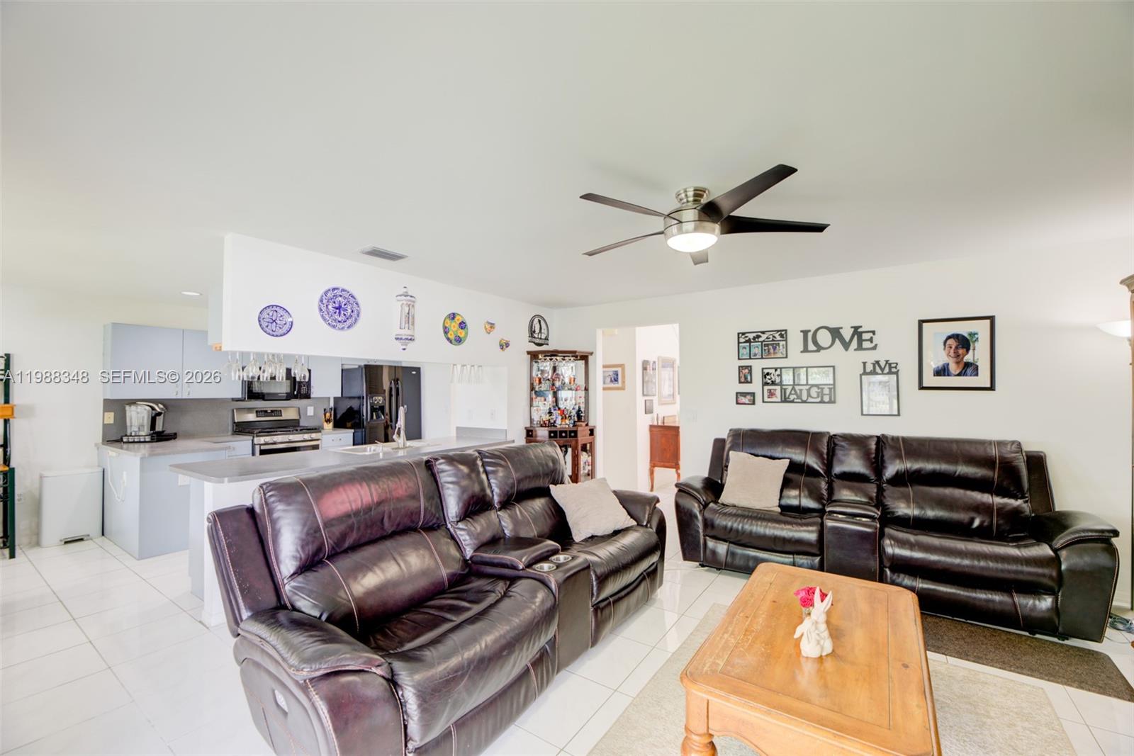 161 W Granada Ave Weston, FL 33326