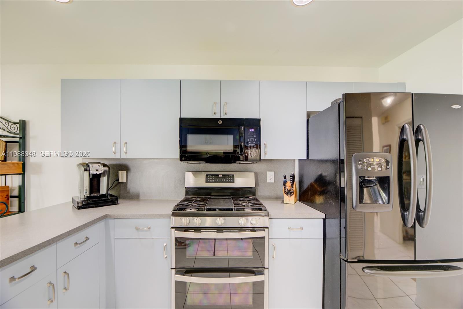 161 W Granada Ave Weston, FL 33326