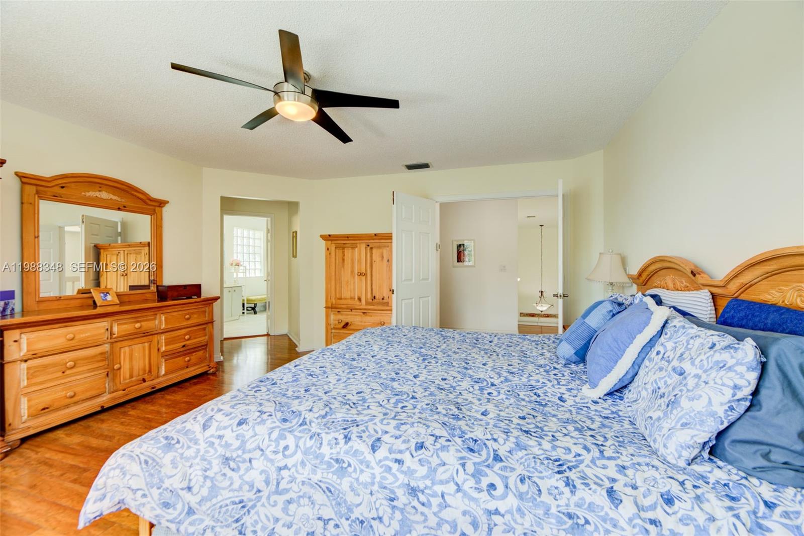 161 W Granada Ave Weston, FL 33326