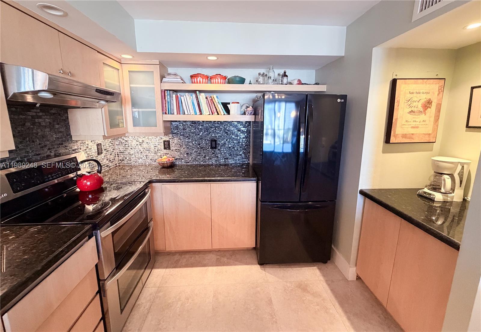 1800 Collins Ave #9E Miami Beach, FL 33139