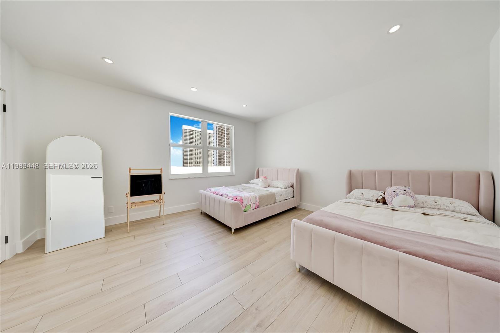 1865 S Ocean Dr #21C Hallandale Beach, FL 33009