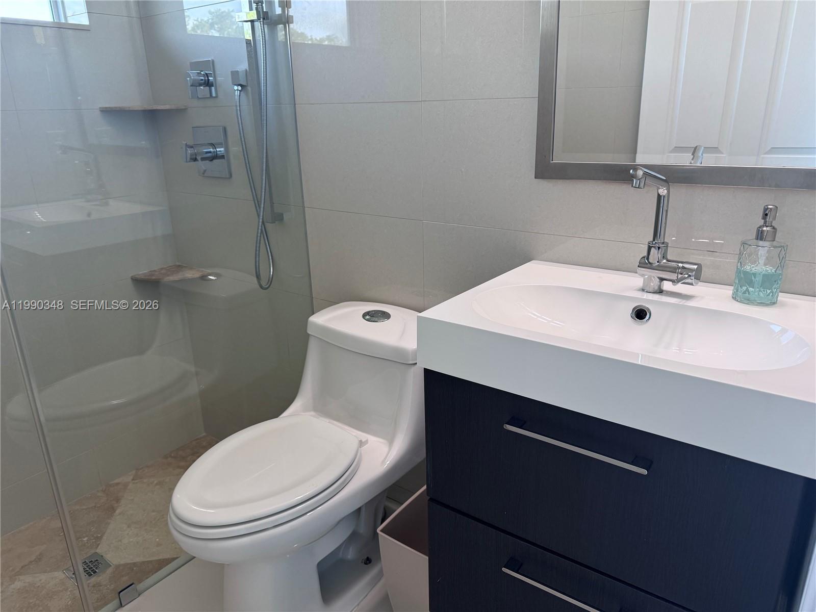 219 Landings Blvd Weston, FL 33327