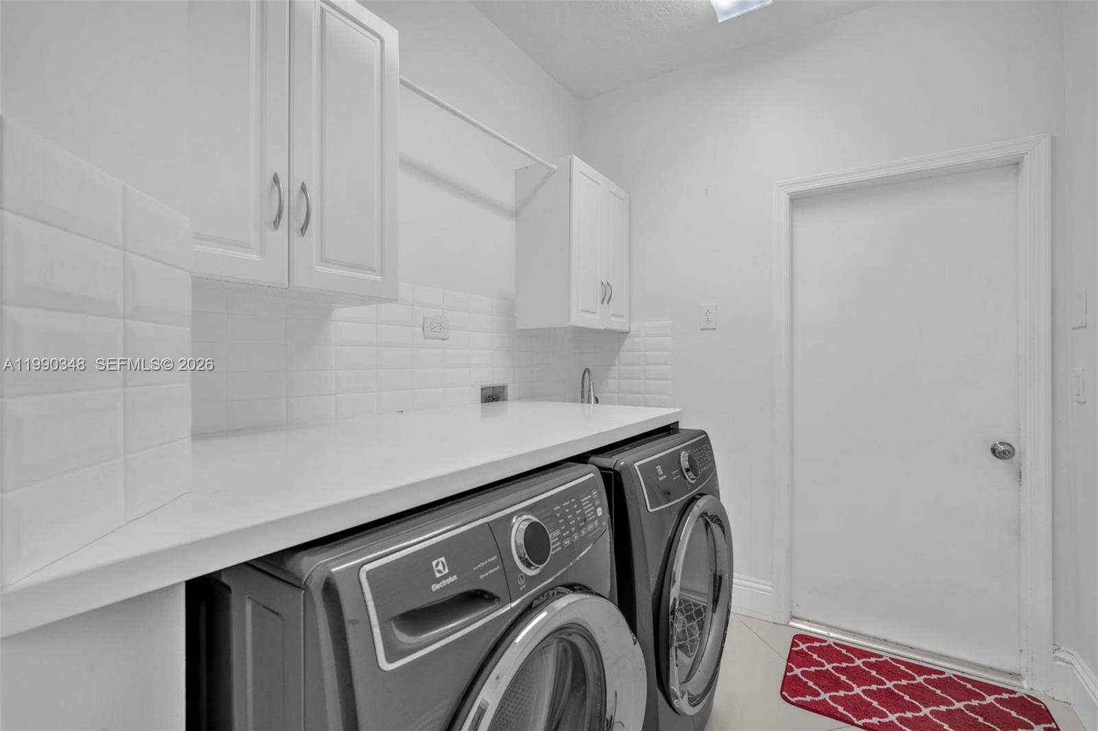 219 Landings Blvd Weston, FL 33327