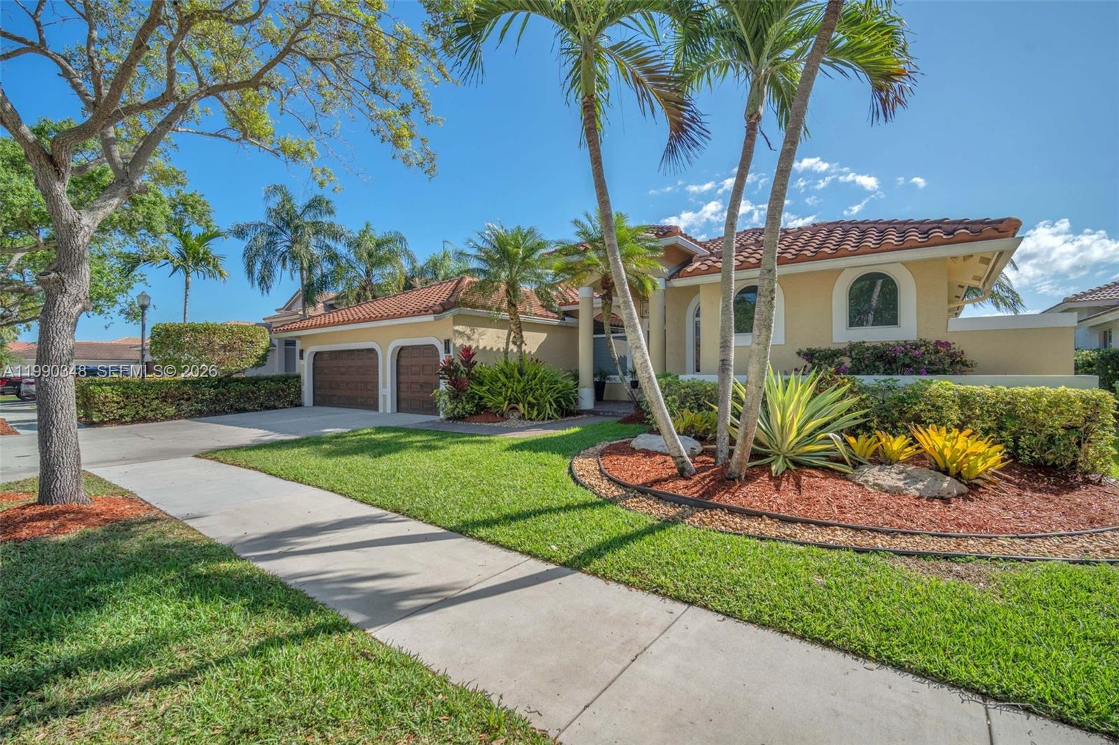 219 Landings Blvd Weston, FL 33327