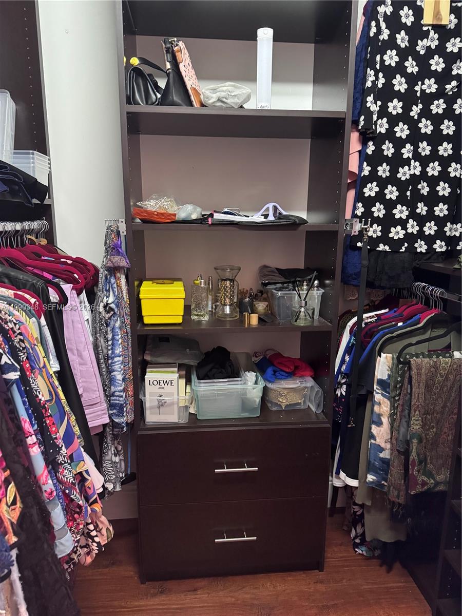 219 Landings Blvd Weston, FL 33327