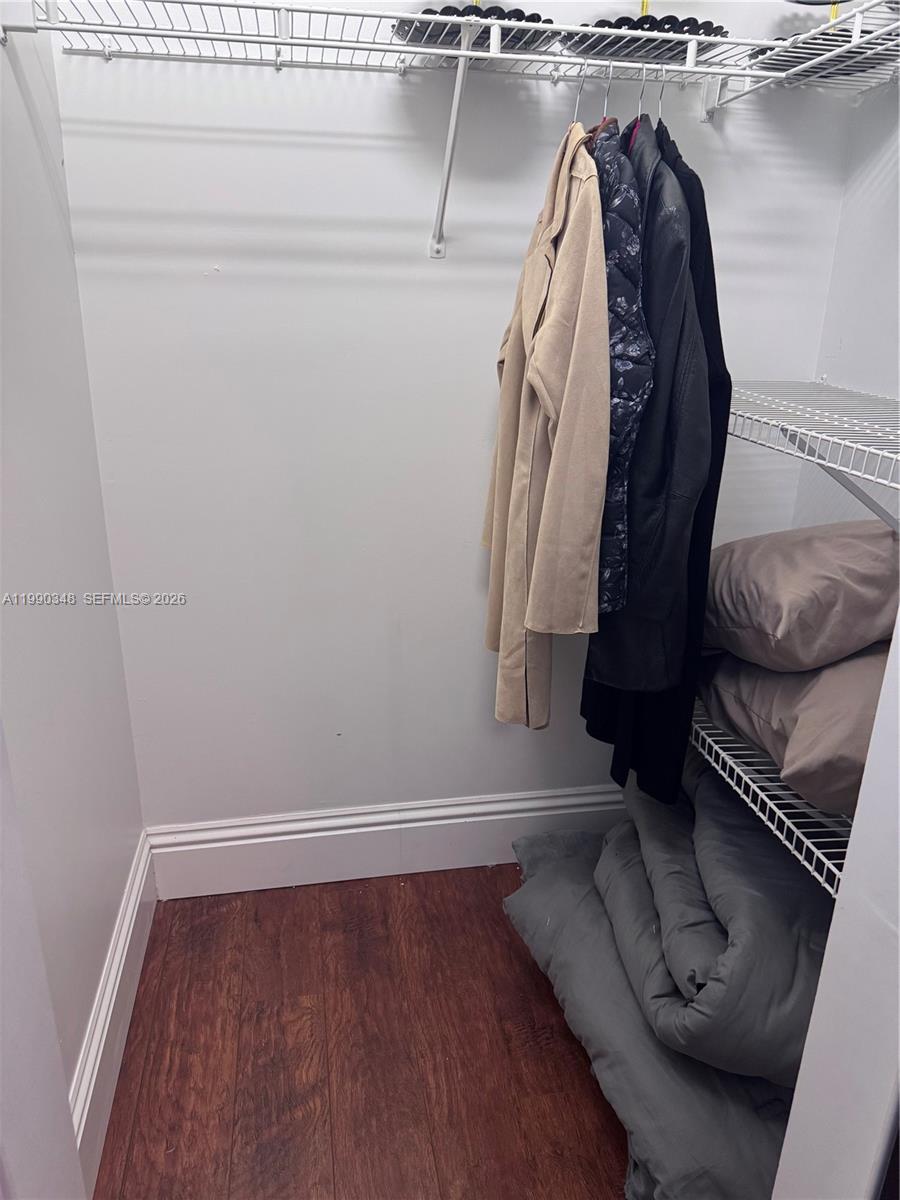 219 Landings Blvd Weston, FL 33327