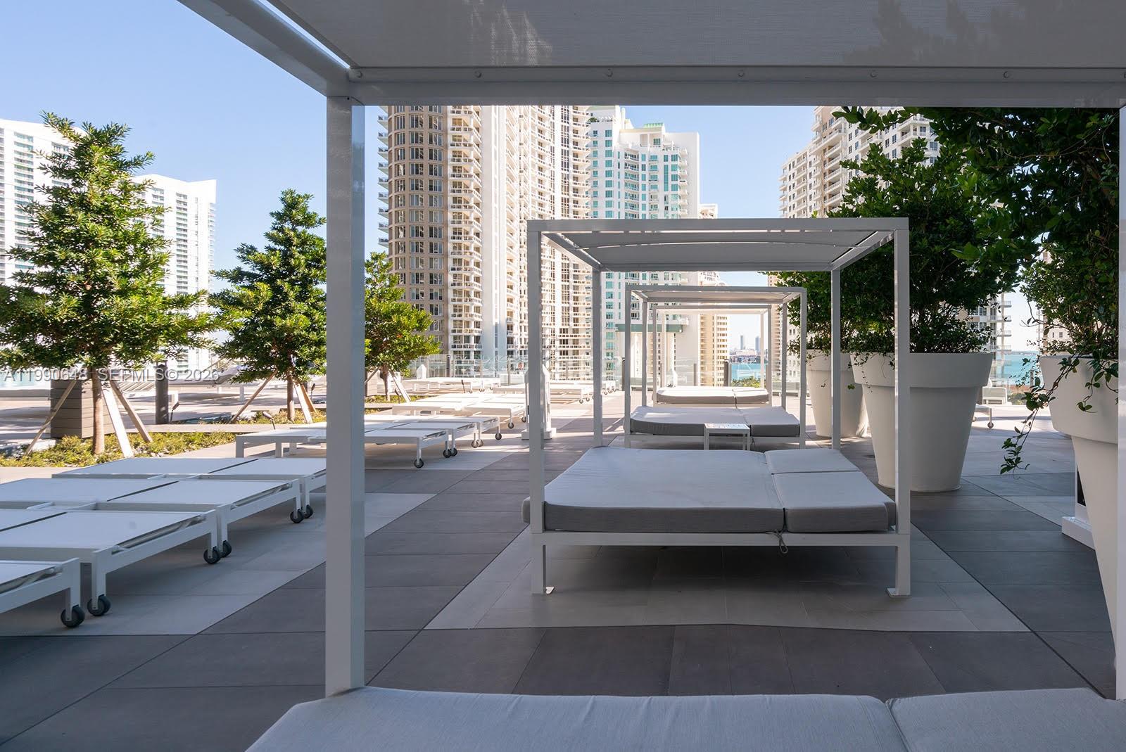 485 Brickell Ave #4110 Miami, FL 33131