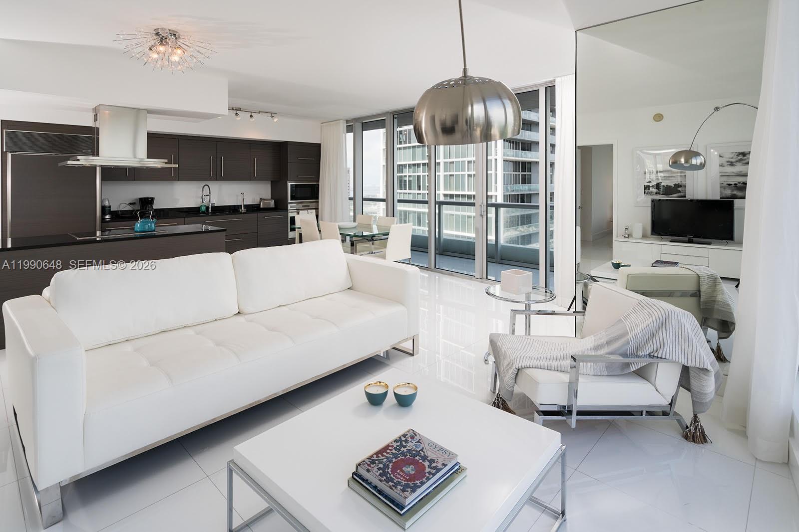 485 Brickell Ave #4110 Miami, FL 33131
