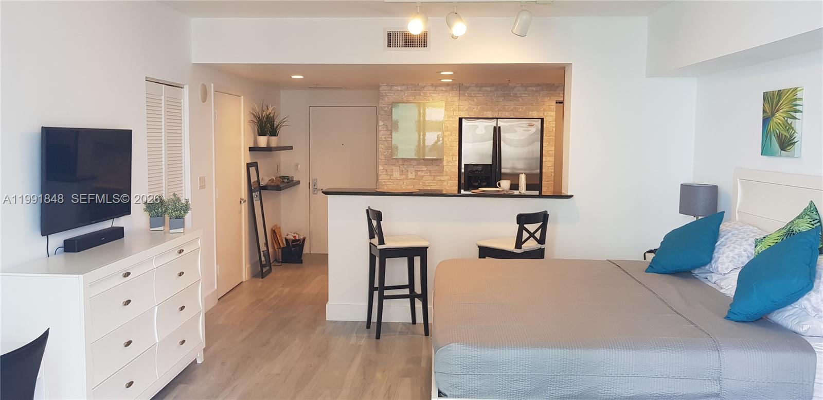 image One Miami East0