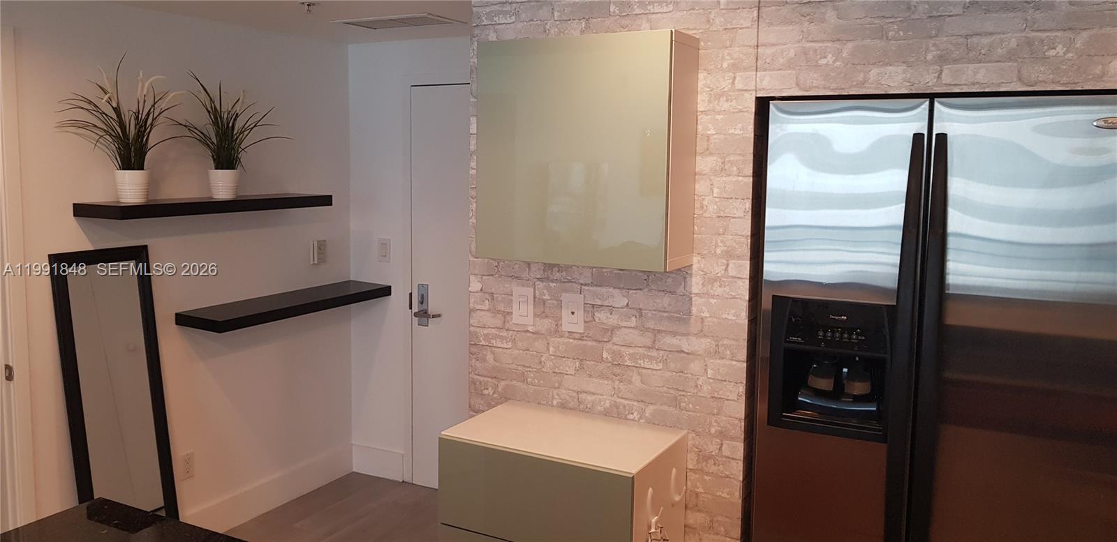 335 S Biscayne Blvd #1706 Miami, FL 33131