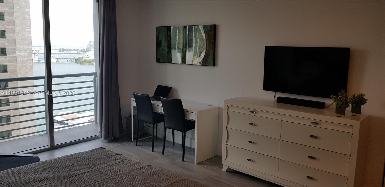 335 S Biscayne Blvd #1706 Miami, FL 33131