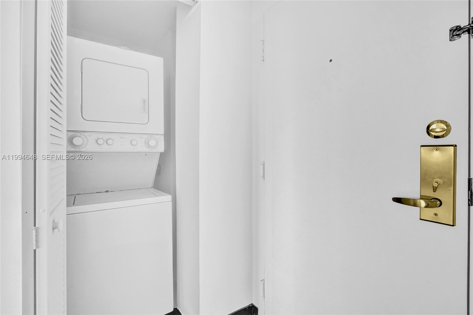 2951 S Bayshore Dr #1012 Miami, FL 33133