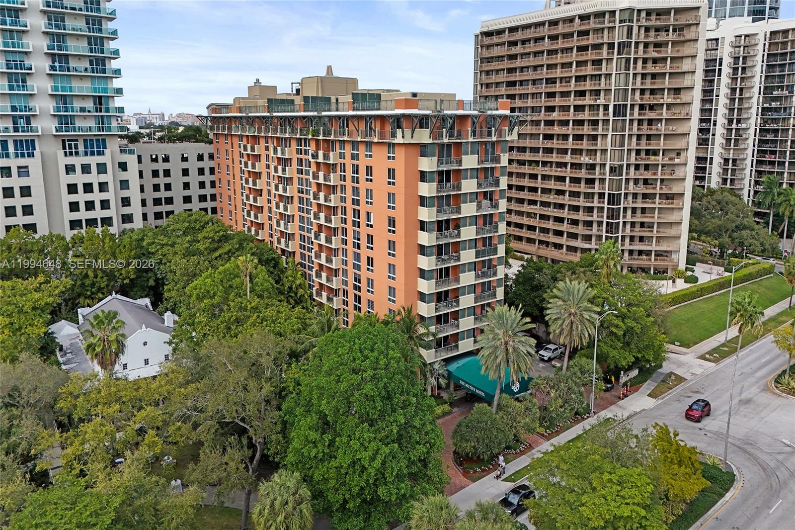 2951 S Bayshore Dr #1012 Miami, FL 33133