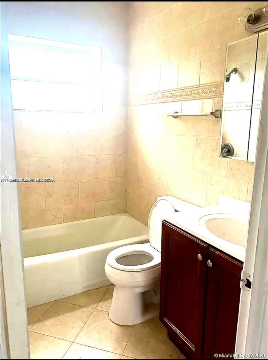 2219 Polk St #6A Hollywood, FL 33020